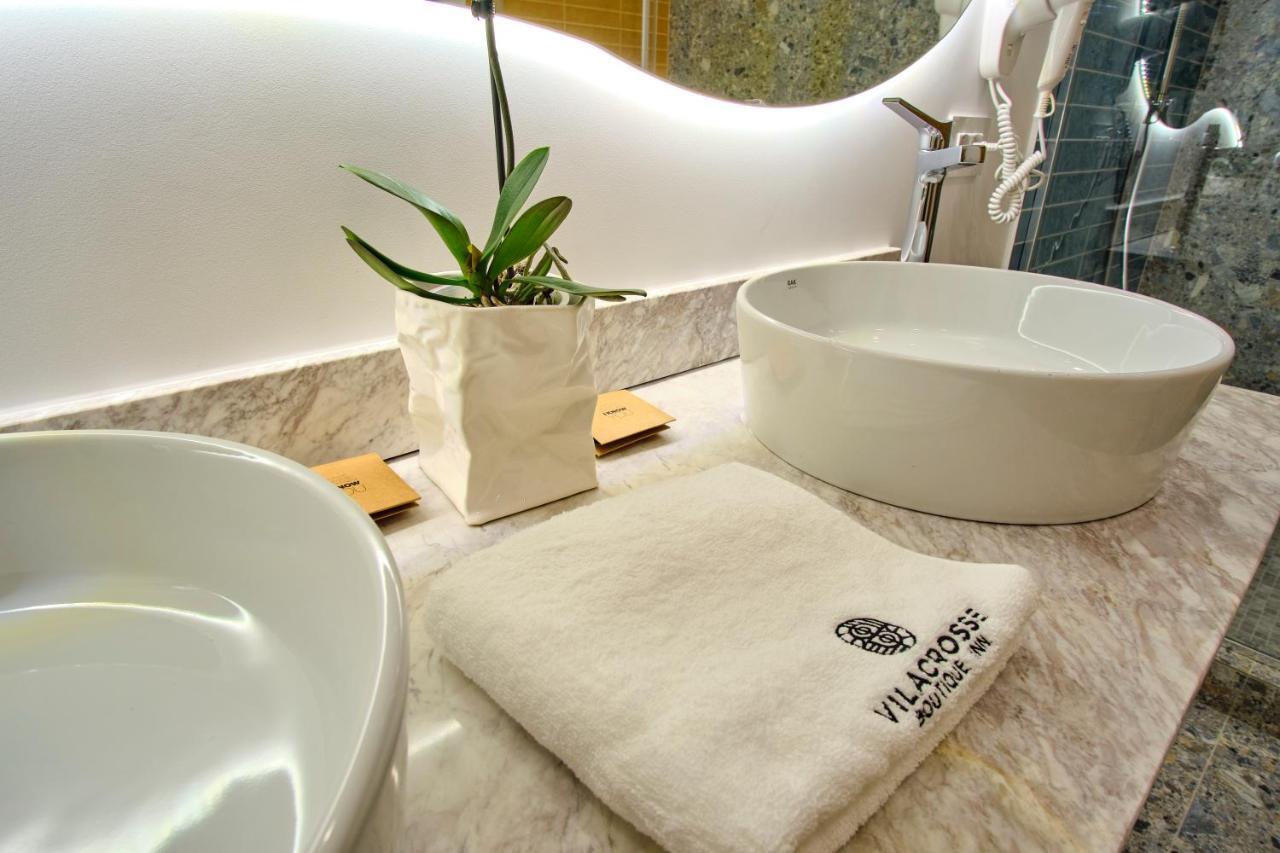 Vilacrosse Boutique Inn Бухарест Экстерьер фото