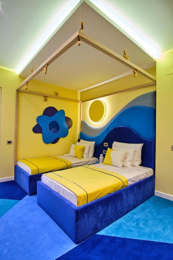 Vilacrosse Boutique Inn Бухарест Экстерьер фото
